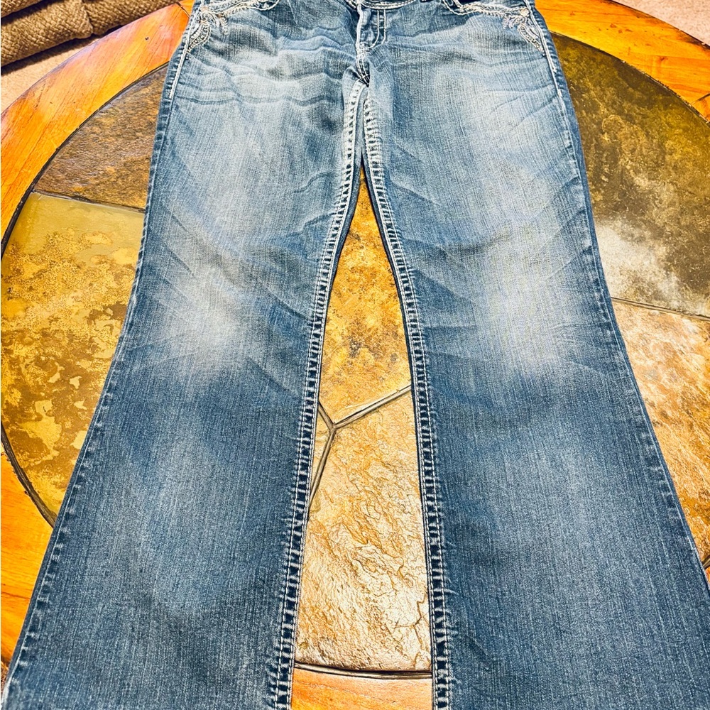 Silver Jeans Women's Boot Cut in Classic Blue 32x30